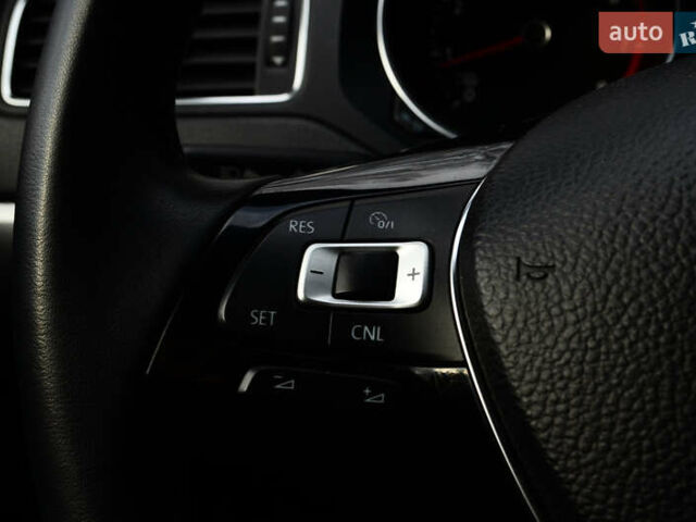 Фольксваген Джетта 2016 в Киеве на Automoto.ua Белый Фольксваген Джетта, объемом двигателя 1.39 л и пробегом 118 тыс. км за 11200 $, фото 21 на Automoto.ua