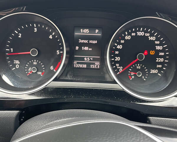 Белый Фольксваген Джетта, объемом двигателя 1.6 л и пробегом 136 тыс. км за 11500 $, фото 17 на Automoto.ua