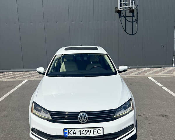 Белый Фольксваген Джетта, объемом двигателя 1.8 л и пробегом 159 тыс. км за 11000 $, фото 3 на Automoto.ua