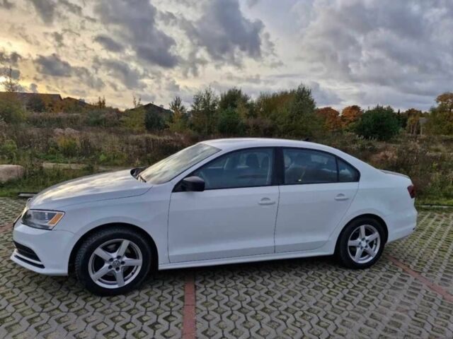 Фольксваген Джетта 2016 в Киеве на Automoto.ua Белый Фольксваген Джетта, объемом двигателя 1.4 л и пробегом 120 тыс. км за 7800 $, фото 1 на Automoto.ua