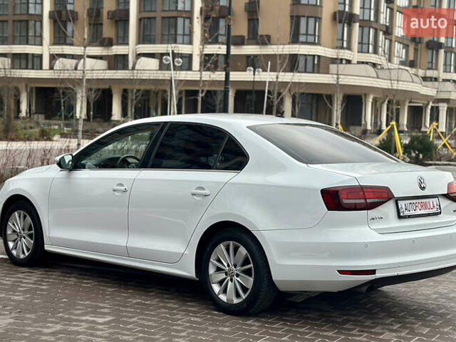 Белый Фольксваген Джетта, объемом двигателя 1.6 л и пробегом 94 тыс. км за 15890 $, фото 12 на Automoto.ua