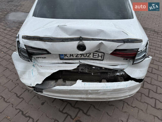 Фольксваген Джетта 2016 в Кривом Роге на Automoto.ua Белый Фольксваген Джетта, объемом двигателя 1.8 л и пробегом 110 тыс. км за 5500 $, фото 10 на Automoto.ua