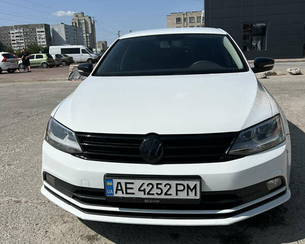 Белый Фольксваген Джетта, объемом двигателя 1.39 л и пробегом 150 тыс. км за 10800 $, фото 12 на Automoto.ua