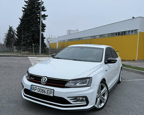 Білий Фольксваген Джетта, об'ємом двигуна 2 л та пробігом 127 тис. км за 14300 $, фото 12 на Automoto.ua