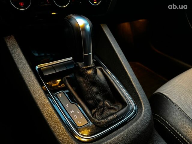 Белый Фольксваген Джетта, объемом двигателя 1.6 л и пробегом 180 тыс. км за 10990 $, фото 20 на Automoto.ua