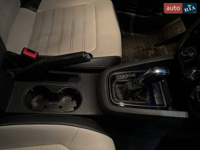 Белый Фольксваген Джетта, объемом двигателя 1.8 л и пробегом 146 тыс. км за 9200 $, фото 10 на Automoto.ua