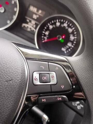 Фольксваген Джетта 2016 в Вышгороде на Automoto.ua Белый Фольксваген Джетта, объемом двигателя 1.39 л и пробегом 122 тыс. км за 11300 $, фото 12 на Automoto.ua