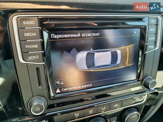 Білий Фольксваген Джетта, об'ємом двигуна 1.6 л та пробігом 219 тис. км за 12500 $, фото 34 на Automoto.ua