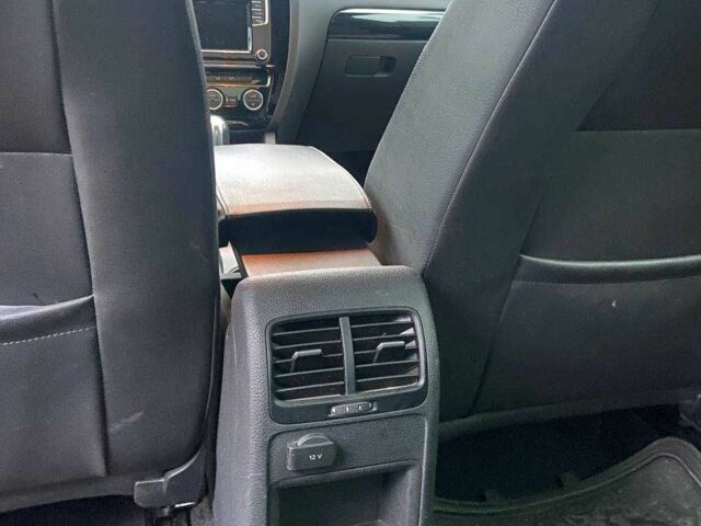 Белый Фольксваген Джетта, объемом двигателя 1.6 л и пробегом 157 тыс. км за 10300 $, фото 13 на Automoto.ua