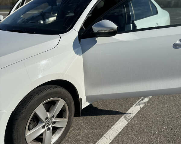 Белый Фольксваген Джетта, объемом двигателя 1.6 л и пробегом 180 тыс. км за 12300 $, фото 3 на Automoto.ua