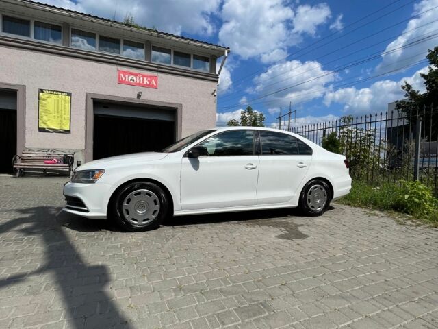 Белый Фольксваген Джетта, объемом двигателя 1.4 л и пробегом 145 тыс. км за 9200 $, фото 4 на Automoto.ua