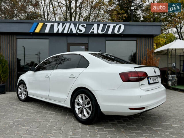 Белый Фольксваген Джетта, объемом двигателя 1.6 л и пробегом 276 тыс. км за 10500 $, фото 22 на Automoto.ua