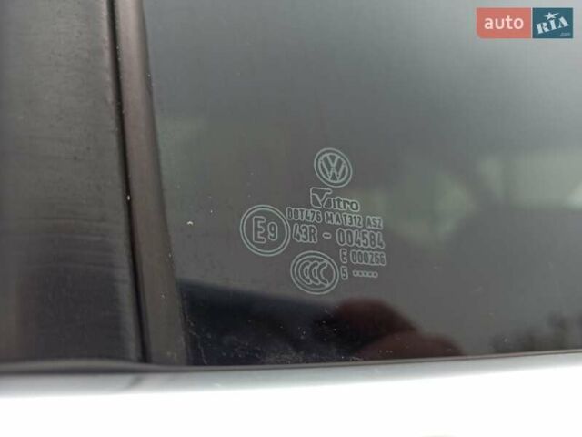 Белый Фольксваген Джетта, объемом двигателя 1.6 л и пробегом 226 тыс. км за 12500 $, фото 50 на Automoto.ua