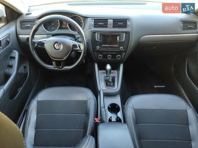 Белый Фольксваген Джетта, объемом двигателя 1.6 л и пробегом 256 тыс. км за 9700 $, фото 19 на Automoto.ua