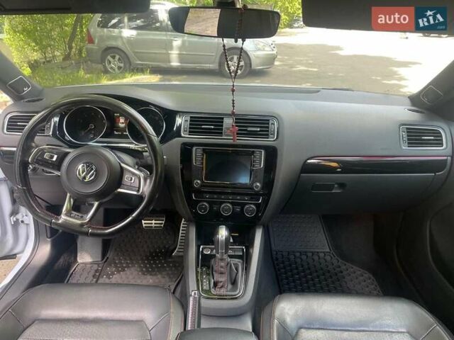 Белый Фольксваген Джетта, объемом двигателя 1.98 л и пробегом 155 тыс. км за 13500 $, фото 6 на Automoto.ua