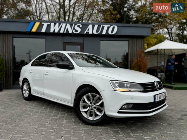 Белый Фольксваген Джетта, объемом двигателя 1.6 л и пробегом 276 тыс. км за 10500 $, фото 15 на Automoto.ua