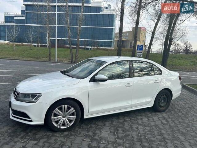 Білий Фольксваген Джетта, об'ємом двигуна 1.6 л та пробігом 162 тис. км за 9950 $, фото 2 на Automoto.ua