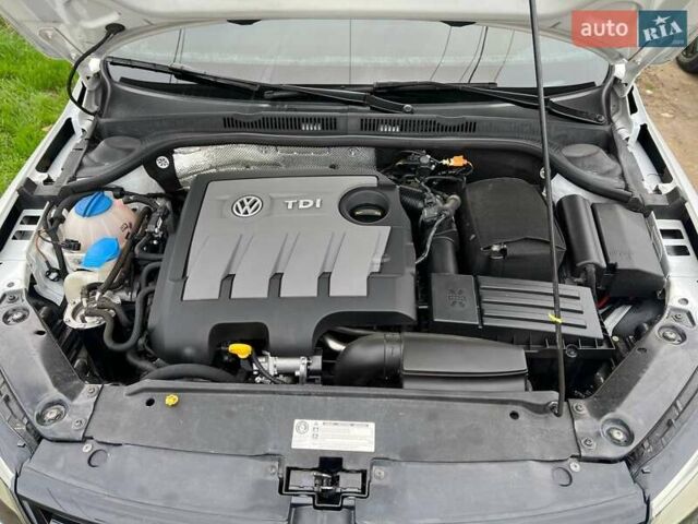 Белый Фольксваген Джетта, объемом двигателя 1.6 л и пробегом 180 тыс. км за 10600 $, фото 8 на Automoto.ua