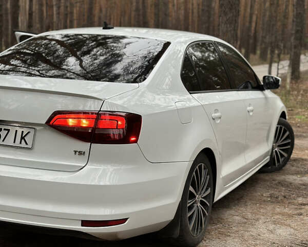 Білий Фольксваген Джетта, об'ємом двигуна 1.8 л та пробігом 178 тис. км за 10300 $, фото 13 на Automoto.ua