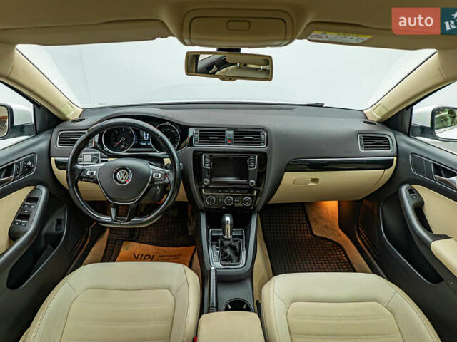 Фольксваген Джетта 2016 в Киеве на Automoto.ua Белый Фольксваген Джетта, объемом двигателя 1.6 л и пробегом 102 тыс. км за 11404 $, фото 9 на Automoto.ua