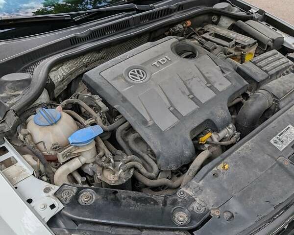 Фольксваген Джетта 2016 в Черновцах на Automoto.ua Белый Фольксваген Джетта, объемом двигателя 1.6 л и пробегом 181 тыс. км за 12500 $, фото 15 на Automoto.ua