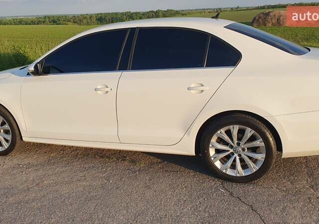 Белый Фольксваген Джетта, объемом двигателя 1.6 л и пробегом 150 тыс. км за 12500 $, фото 15 на Automoto.ua