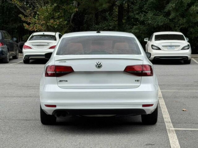 Білий Фольксваген Джетта, об'ємом двигуна 1.8 л та пробігом 70 тис. км за 4500 $, фото 3 на Automoto.ua