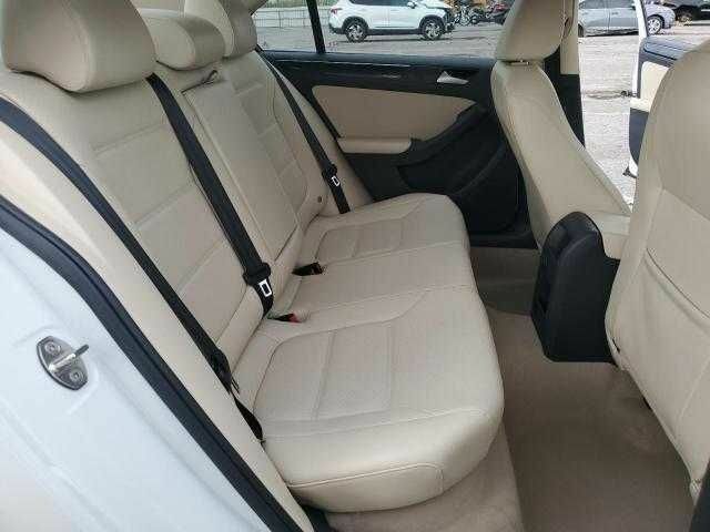 Белый Фольксваген Джетта, объемом двигателя 0 л и пробегом 62 тыс. км за 1100 $, фото 9 на Automoto.ua