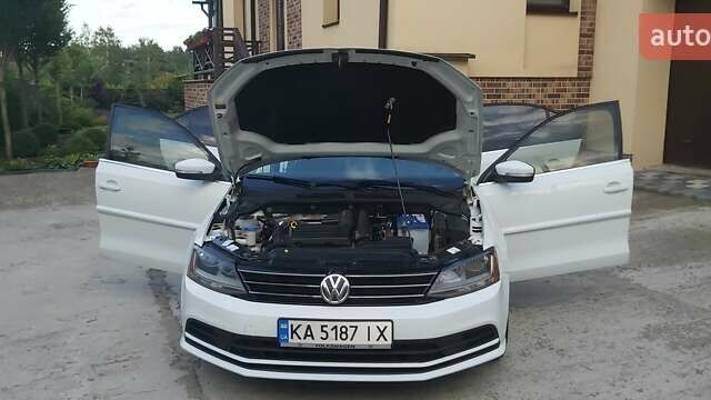 Белый Фольксваген Джетта, объемом двигателя 1.4 л и пробегом 141 тыс. км за 9500 $, фото 11 на Automoto.ua