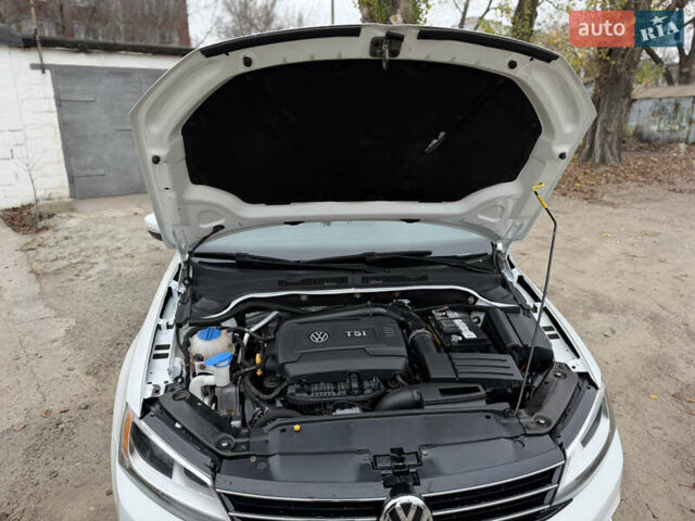 Білий Фольксваген Джетта, об'ємом двигуна 1.8 л та пробігом 184 тис. км за 10700 $, фото 34 на Automoto.ua