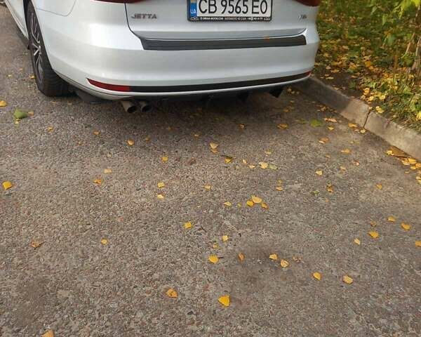 Білий Фольксваген Джетта, об'ємом двигуна 1.4 л та пробігом 98 тис. км за 10700 $, фото 9 на Automoto.ua