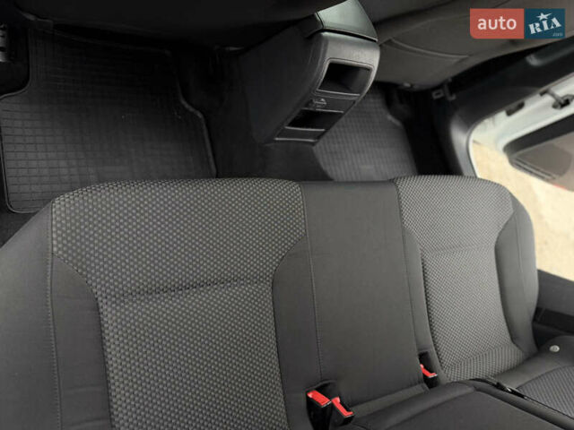 Білий Фольксваген Джетта, об'ємом двигуна 1.8 л та пробігом 184 тис. км за 10700 $, фото 27 на Automoto.ua