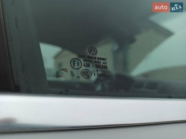 Белый Фольксваген Джетта, объемом двигателя 1.6 л и пробегом 226 тыс. км за 12500 $, фото 52 на Automoto.ua