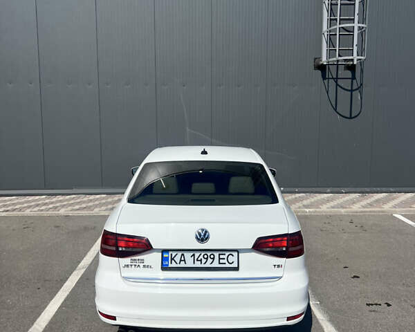 Белый Фольксваген Джетта, объемом двигателя 1.8 л и пробегом 159 тыс. км за 11000 $, фото 2 на Automoto.ua