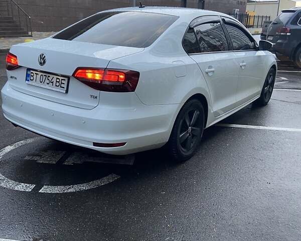 Белый Фольксваген Джетта, объемом двигателя 1.6 л и пробегом 180 тыс. км за 10600 $, фото 1 на Automoto.ua