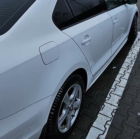 Білий Фольксваген Джетта, об'ємом двигуна 1.6 л та пробігом 139 тис. км за 10500 $, фото 8 на Automoto.ua