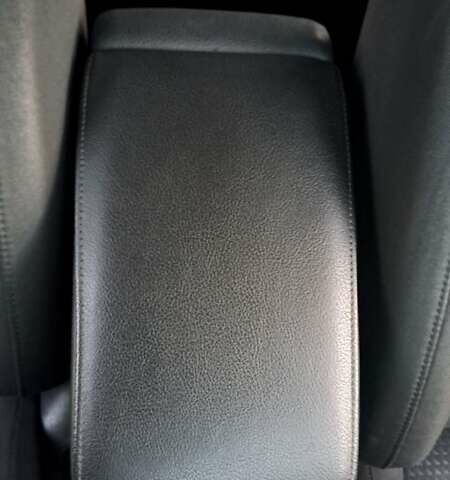 Білий Фольксваген Джетта, об'ємом двигуна 1.39 л та пробігом 197 тис. км за 9400 $, фото 16 на Automoto.ua