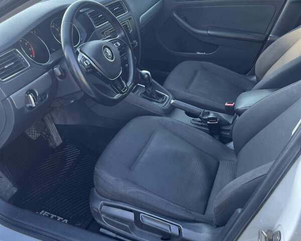 Белый Фольксваген Джетта, объемом двигателя 1.39 л и пробегом 174 тыс. км за 9100 $, фото 8 на Automoto.ua