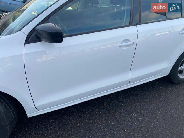 Білий Фольксваген Джетта, об'ємом двигуна 1.4 л та пробігом 140 тис. км за 10899 $, фото 9 на Automoto.ua