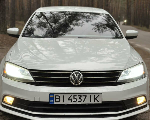Белый Фольксваген Джетта, объемом двигателя 1.8 л и пробегом 180 тыс. км за 10300 $, фото 1 на Automoto.ua