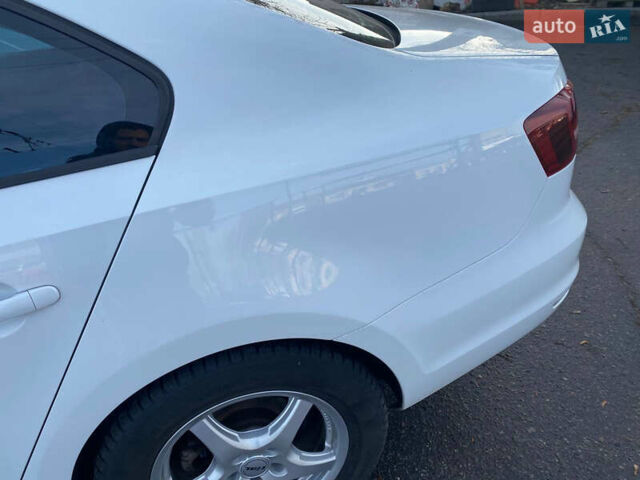 Білий Фольксваген Джетта, об'ємом двигуна 1.4 л та пробігом 140 тис. км за 10899 $, фото 11 на Automoto.ua