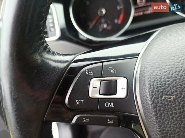 Белый Фольксваген Джетта, объемом двигателя 1.6 л и пробегом 226 тыс. км за 12500 $, фото 24 на Automoto.ua