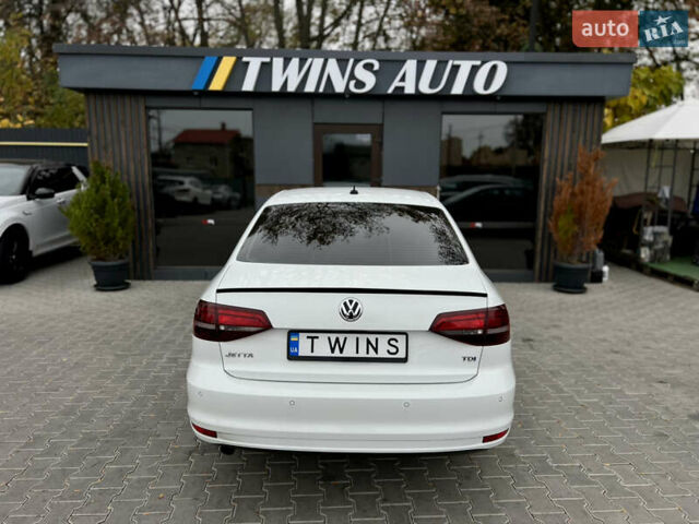 Белый Фольксваген Джетта, объемом двигателя 1.6 л и пробегом 276 тыс. км за 10500 $, фото 20 на Automoto.ua