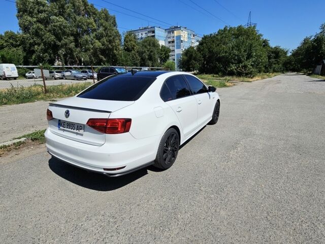 Білий Фольксваген Джетта, об'ємом двигуна 2 л та пробігом 179 тис. км за 11500 $, фото 6 на Automoto.ua