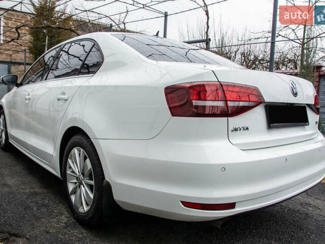 Білий Фольксваген Джетта, об'ємом двигуна 1.6 л та пробігом 157 тис. км за 13500 $, фото 2 на Automoto.ua