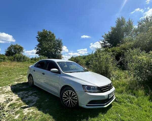 Білий Фольксваген Джетта, об'ємом двигуна 1.4 л та пробігом 98 тис. км за 10700 $, фото 1 на Automoto.ua