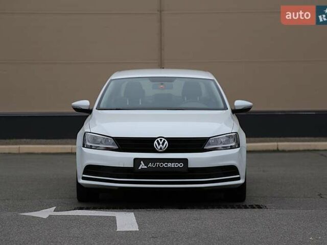 Білий Фольксваген Джетта, об'ємом двигуна 1.6 л та пробігом 122 тис. км за 12600 $, фото 1 на Automoto.ua