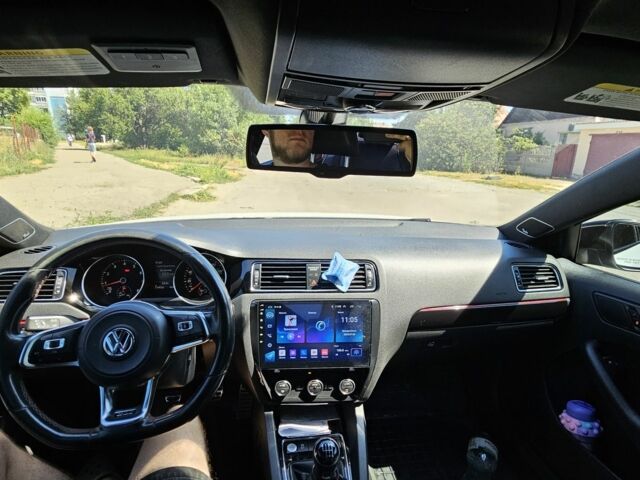 Білий Фольксваген Джетта, об'ємом двигуна 2 л та пробігом 179 тис. км за 11500 $, фото 18 на Automoto.ua