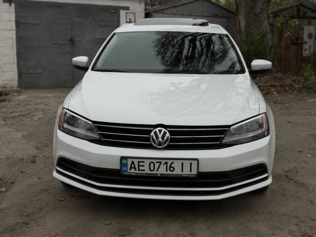 Білий Фольксваген Джетта, об'ємом двигуна 1.8 л та пробігом 184 тис. км за 10700 $, фото 1 на Automoto.ua