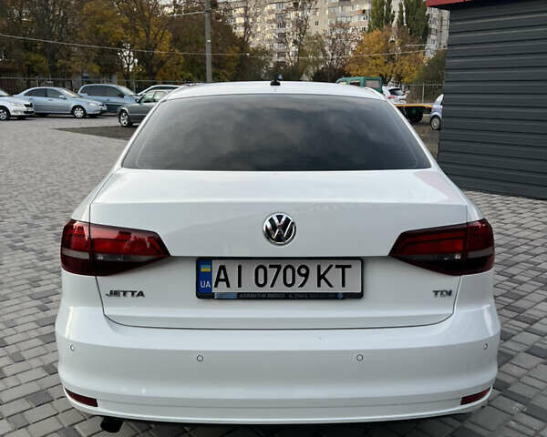 Фольксваген Джетта 2016 в Белой Церкве на Automoto.ua Белый Фольксваген Джетта, объемом двигателя 1.6 л и пробегом 280 тыс. км за 11500 $, фото 10 на Automoto.ua